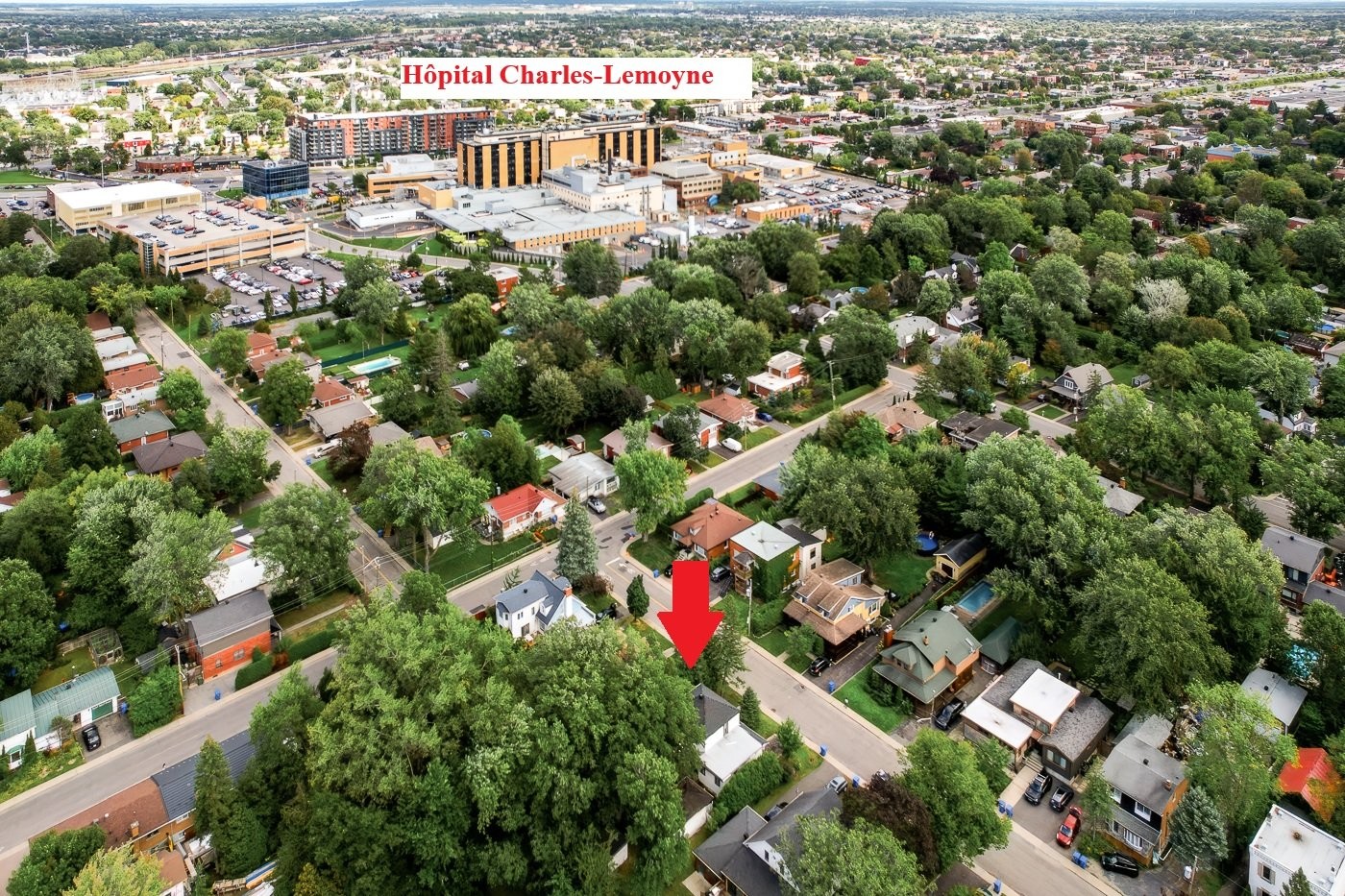 









196


Rue Greenfield

,
Longueuil (Greenfield Park),




QC
J4V2J5

