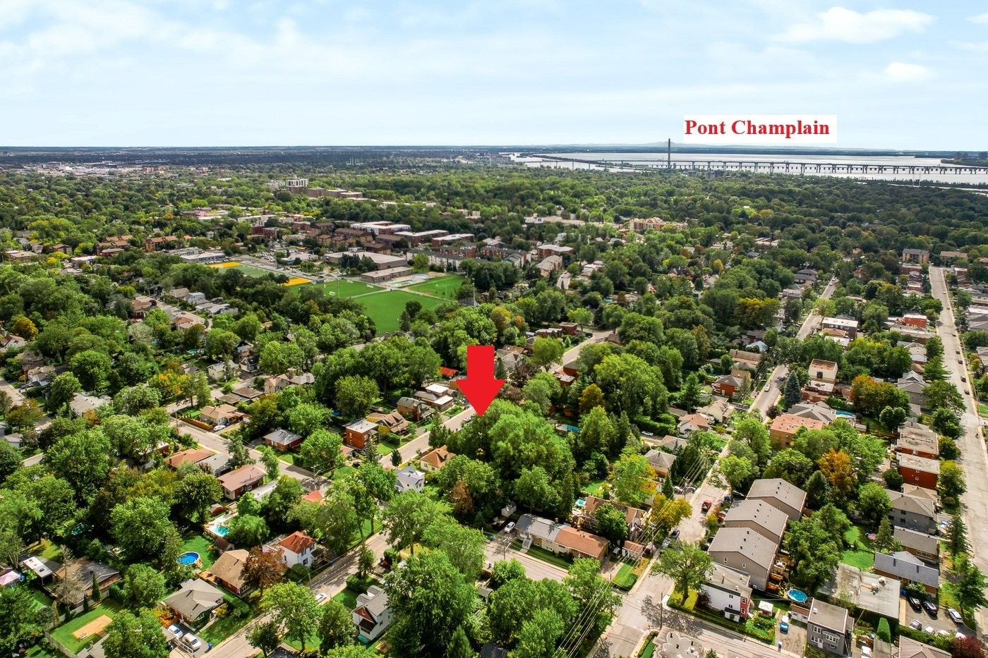 









196


Rue Greenfield

,
Longueuil (Greenfield Park),




QC
J4V2J5

