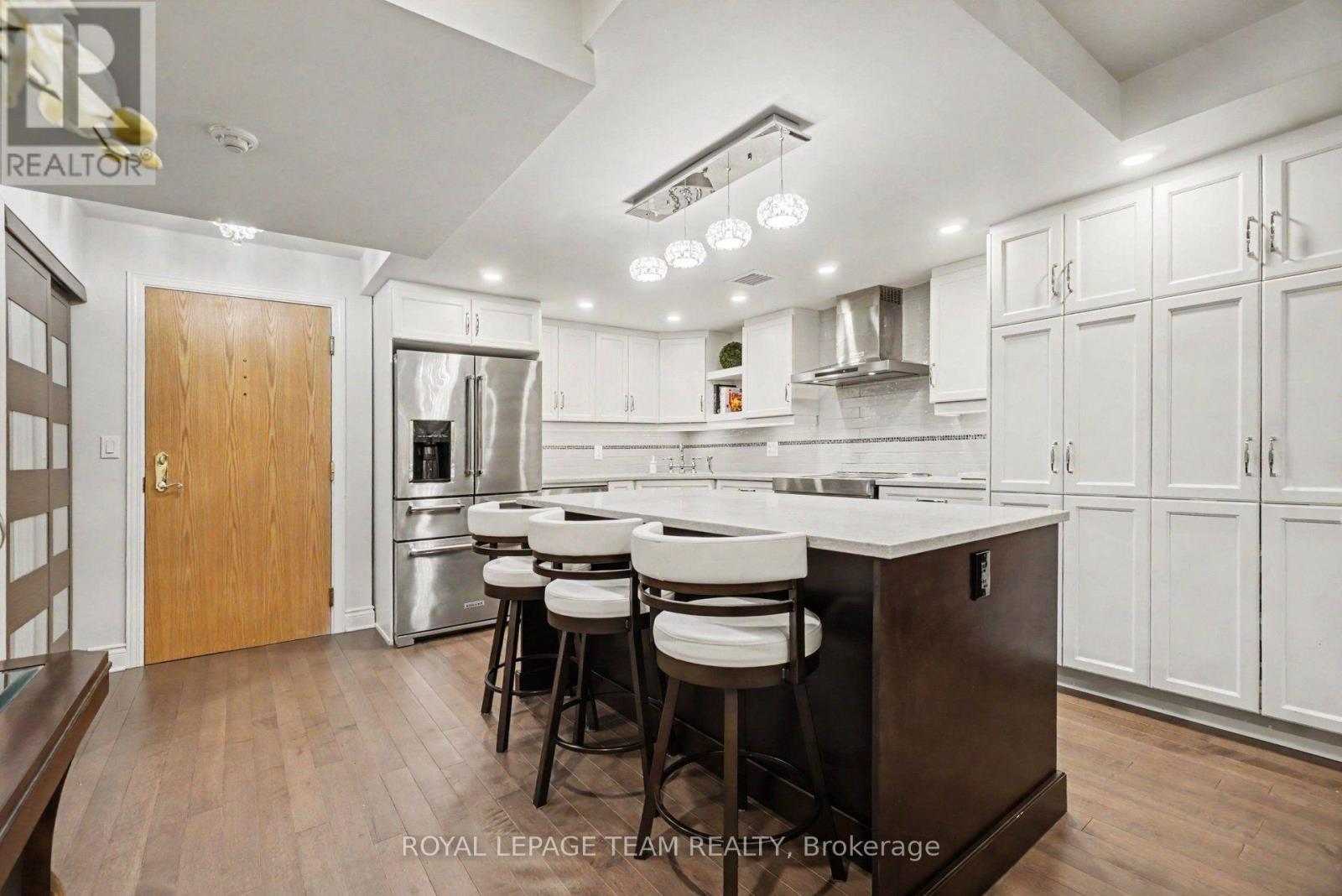 












A4 - 3099 CARLING AVENUE N

,
Ottawa,




Ontario
K2H5A6

