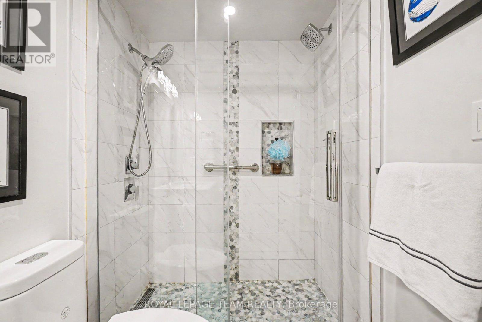 












A4 - 3099 CARLING AVENUE N

,
Ottawa,




Ontario
K2H5A6

