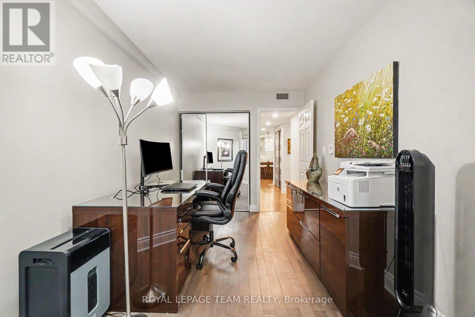 












A4 - 3099 CARLING AVENUE N

,
Ottawa,




Ontario
K2H5A6

