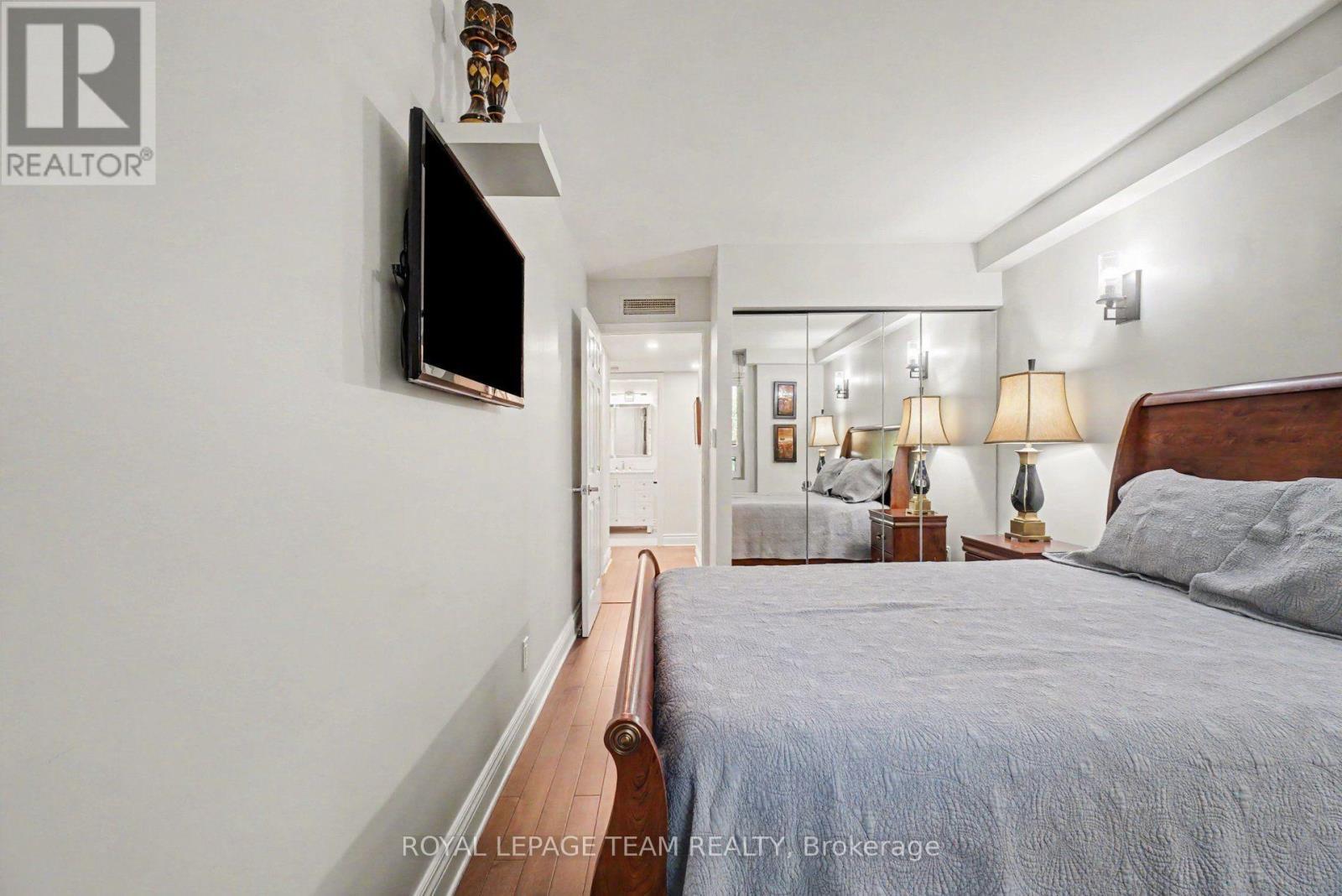 












A4 - 3099 CARLING AVENUE N

,
Ottawa,




Ontario
K2H5A6

