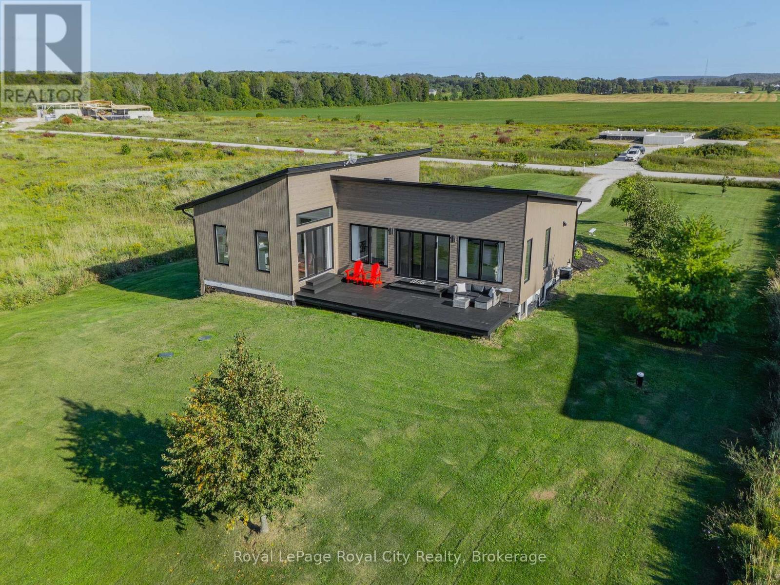 












103 UGOVSEK CRESCENT

,
Meaford,




Ontario
N0H1B0

