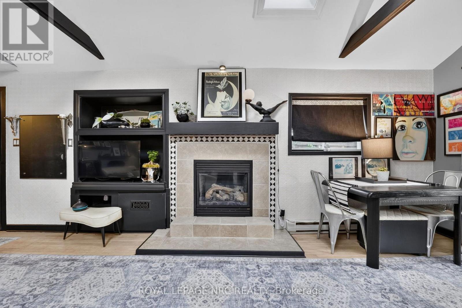 












93 LINCOLN ROAD E

,
Fort Erie (Crystal Beach),




Ontario
L0S1B0

