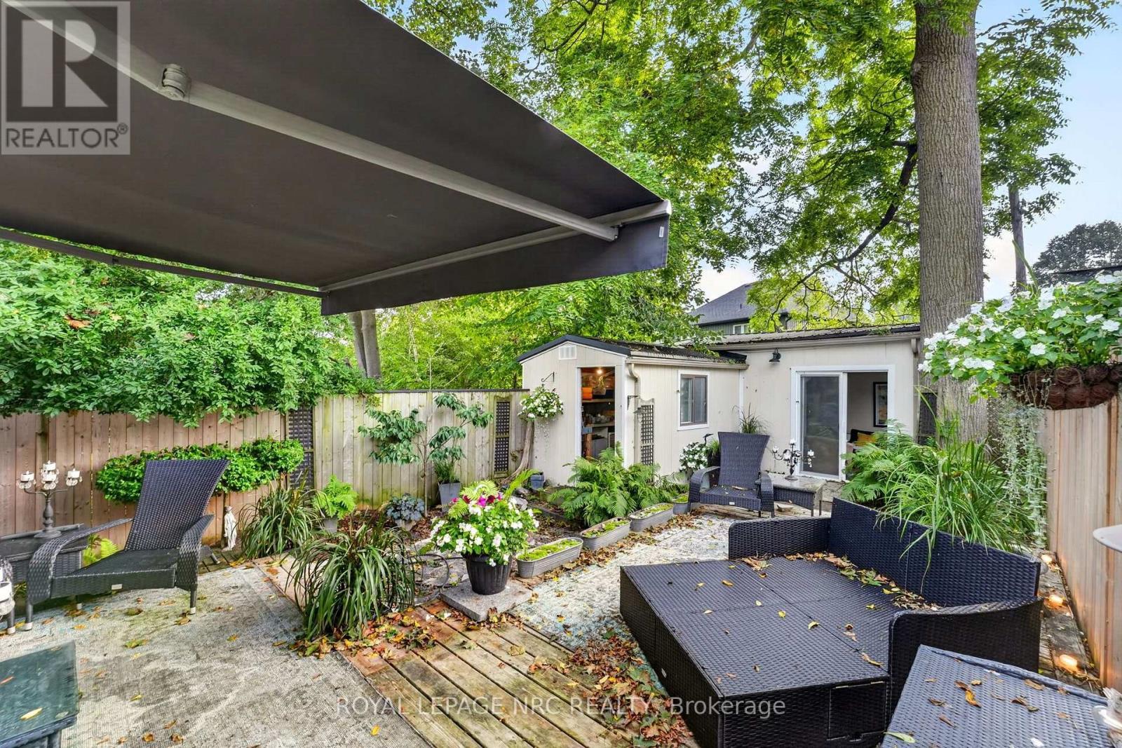 












93 LINCOLN ROAD E

,
Fort Erie (Crystal Beach),




Ontario
L0S1B0

