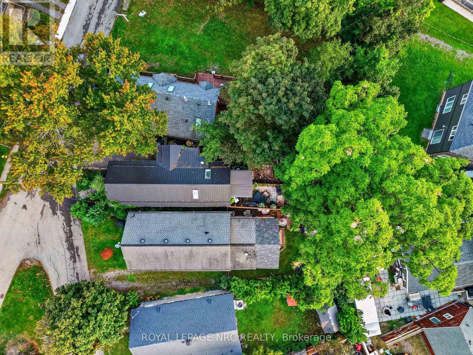 












93 LINCOLN ROAD E

,
Fort Erie (Crystal Beach),




Ontario
L0S1B0

