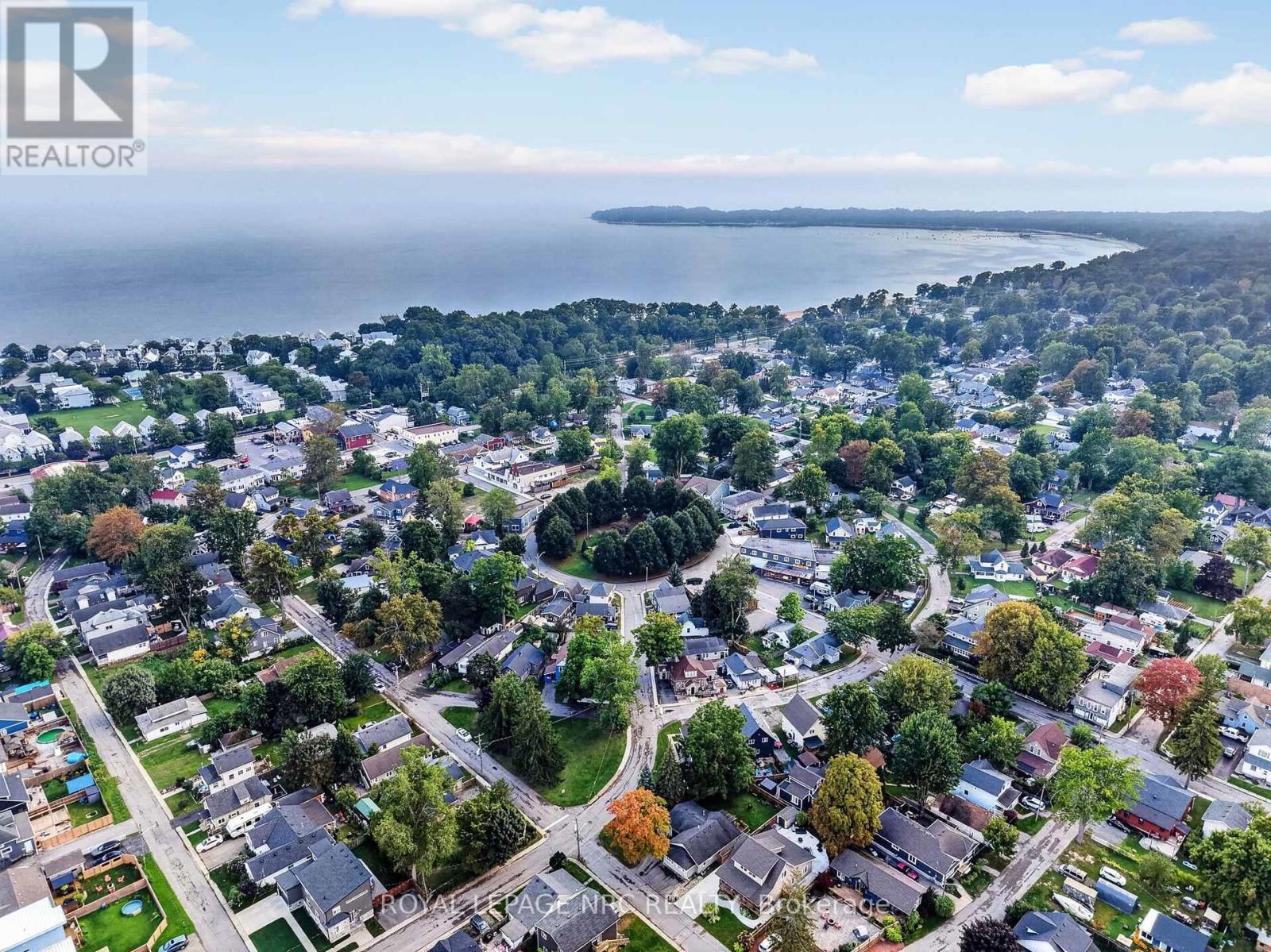 












93 LINCOLN ROAD E

,
Fort Erie (Crystal Beach),




Ontario
L0S1B0

