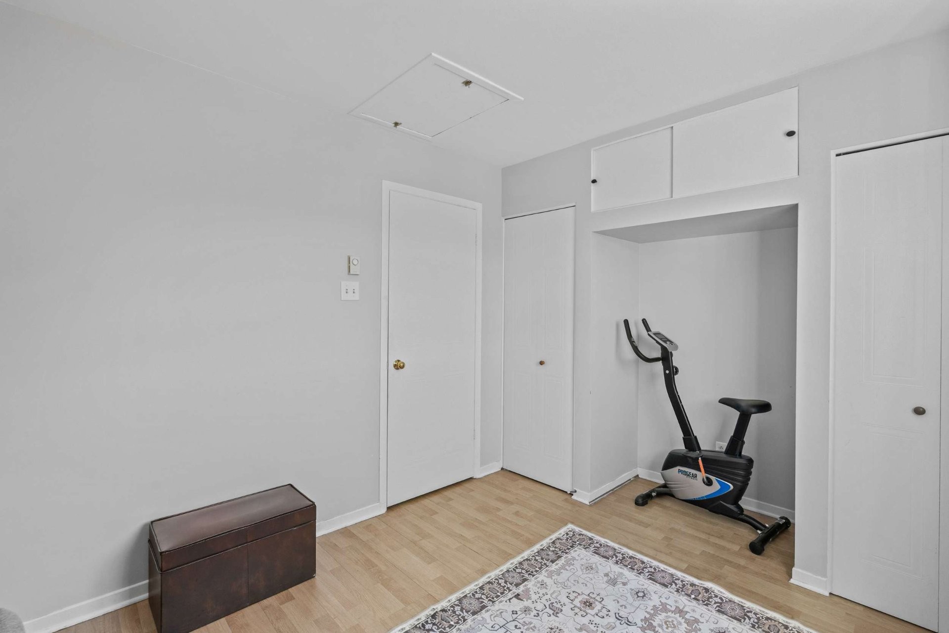 









130Z


Rue Leblanc

, B,
Repentigny (Repentigny),




QC
J6A8G2

