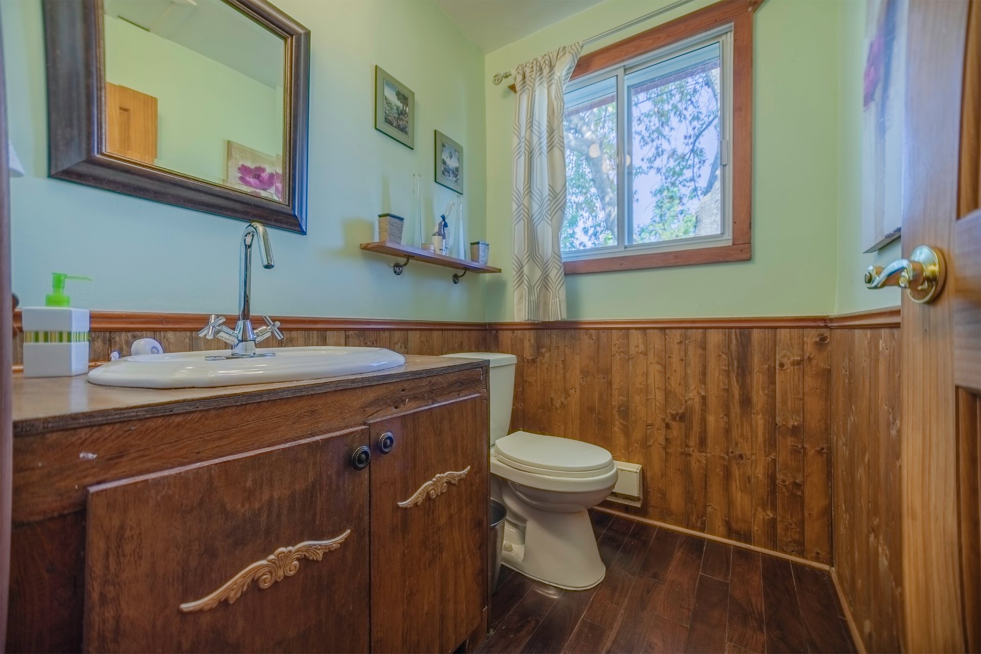 









5056


Rue Ste-Thérèse

,
Contrecoeur,




QC
J0L1C0

