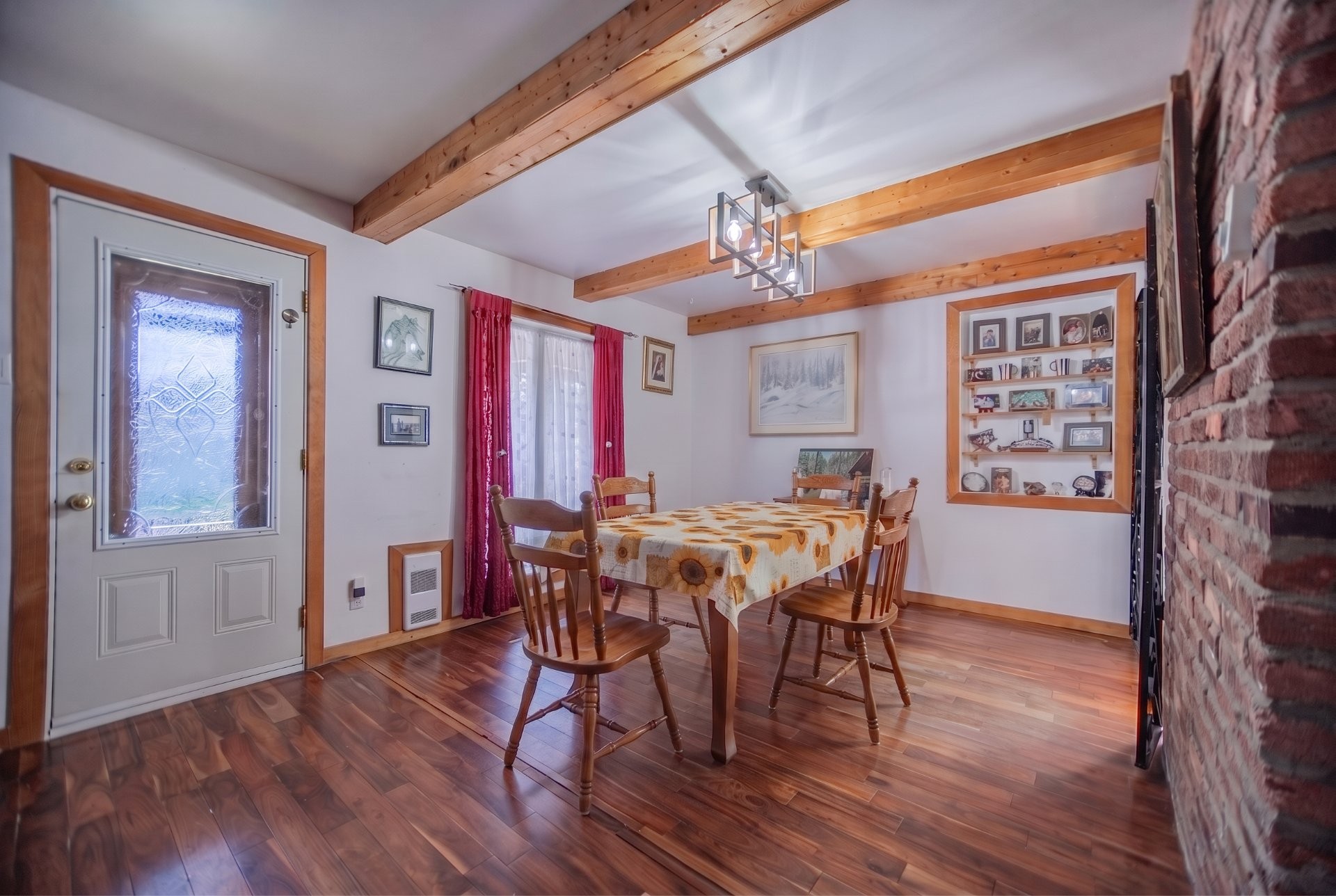









5056


Rue Ste-Thérèse

,
Contrecoeur,




QC
J0L1C0

