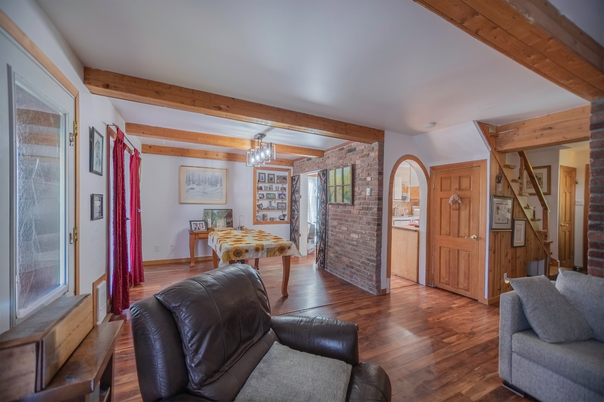 









5056


Rue Ste-Thérèse

,
Contrecoeur,




QC
J0L1C0

