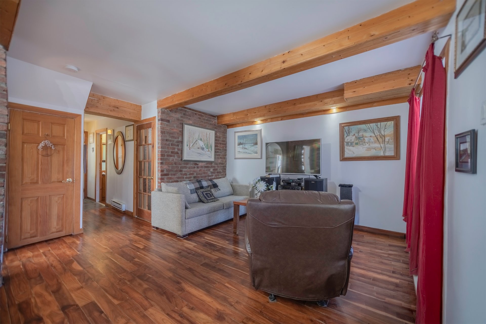 









5056


Rue Ste-Thérèse

,
Contrecoeur,




QC
J0L1C0

