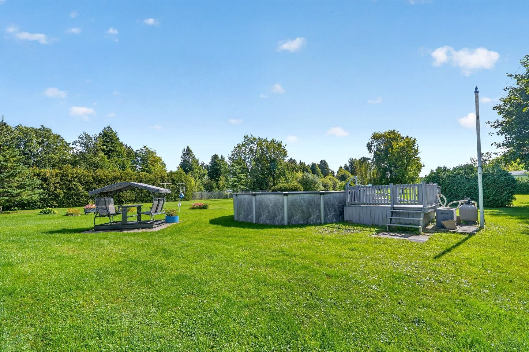 









833


Ch. du Clocher

,
Saint-Jean-sur-Richelieu,




QC
J2Y1A4

