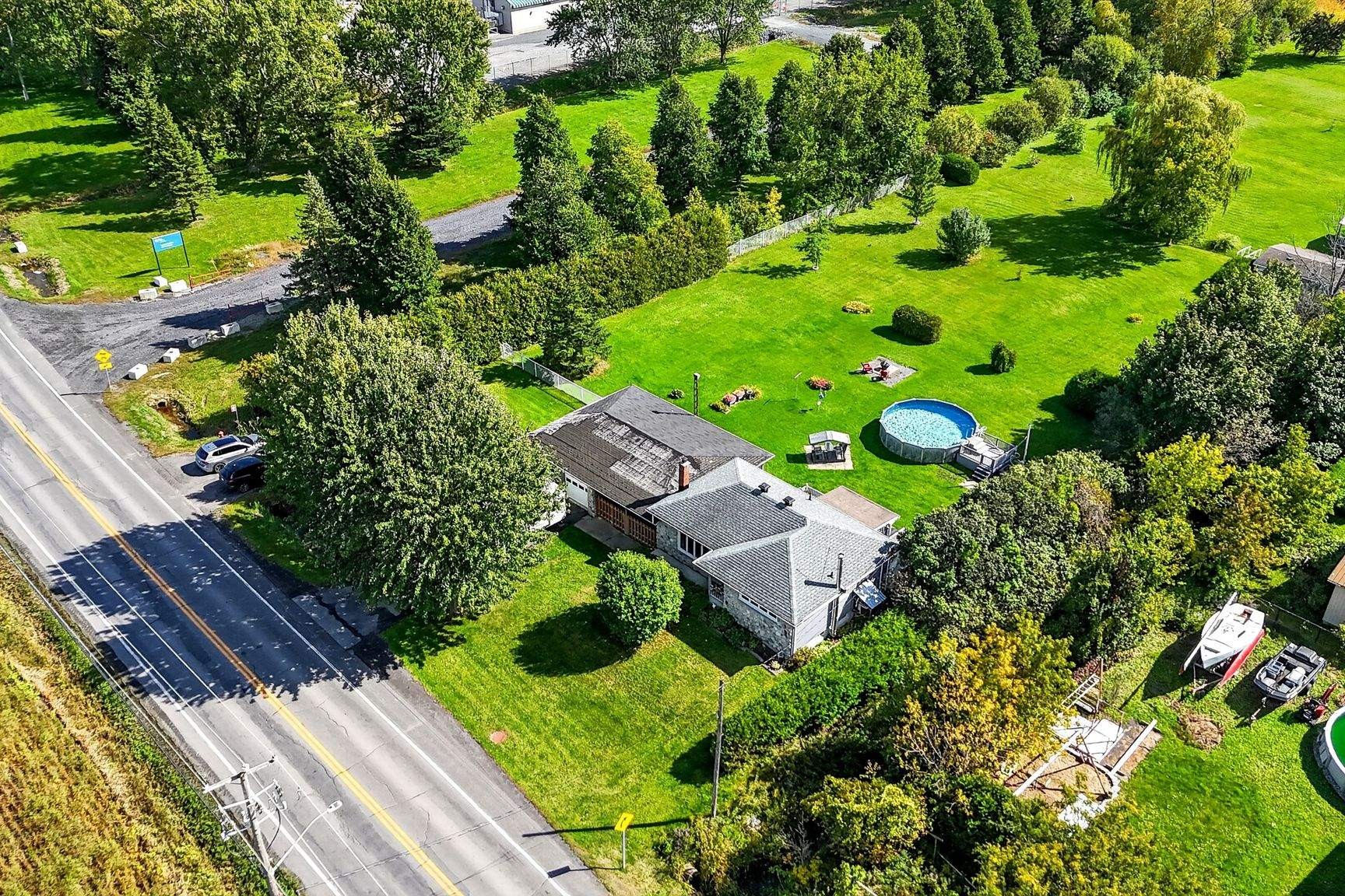 









833


Ch. du Clocher

,
Saint-Jean-sur-Richelieu,




QC
J2Y1A4

