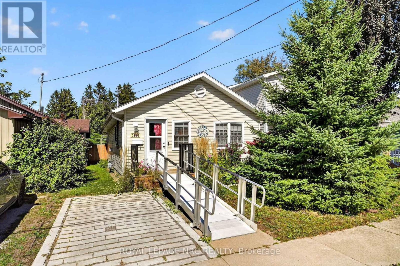 












3852 MATHEWSON AVENUE

,
Fort Erie (Crystal Beach),




Ontario
L0S1B0

