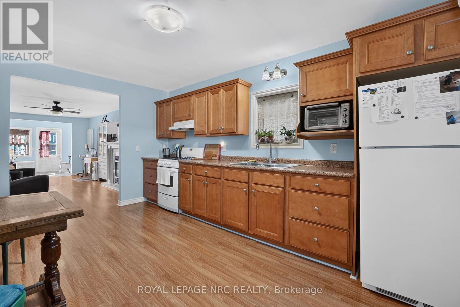 












3852 MATHEWSON AVENUE

,
Fort Erie (Crystal Beach),




Ontario
L0S1B0

