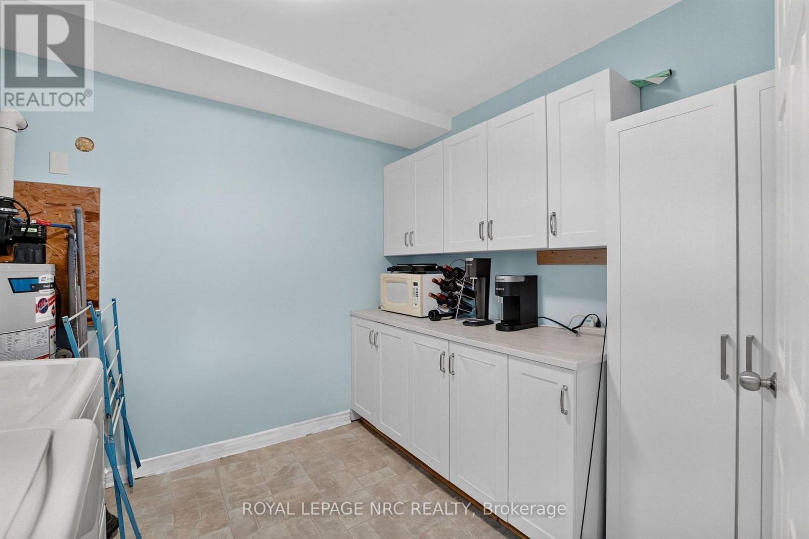 












3852 MATHEWSON AVENUE

,
Fort Erie (Crystal Beach),




Ontario
L0S1B0

