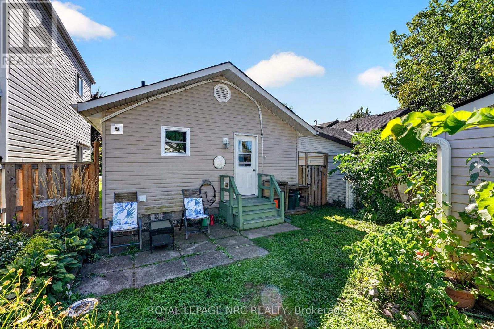 












3852 MATHEWSON AVENUE

,
Fort Erie (Crystal Beach),




Ontario
L0S1B0


