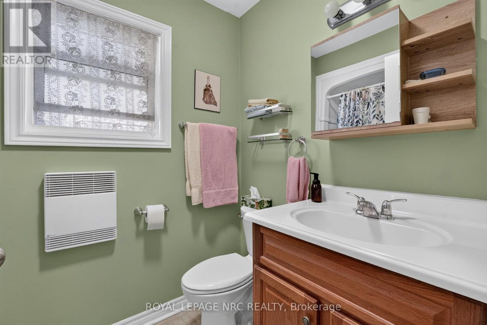 












3852 MATHEWSON AVENUE

,
Fort Erie (Crystal Beach),




Ontario
L0S1B0

