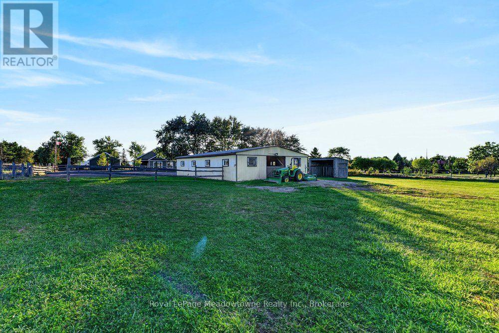 












4379 HENDERSON ROAD

,
Milton (TR Rural Trafalgar),




Ontario
L9E0K2

