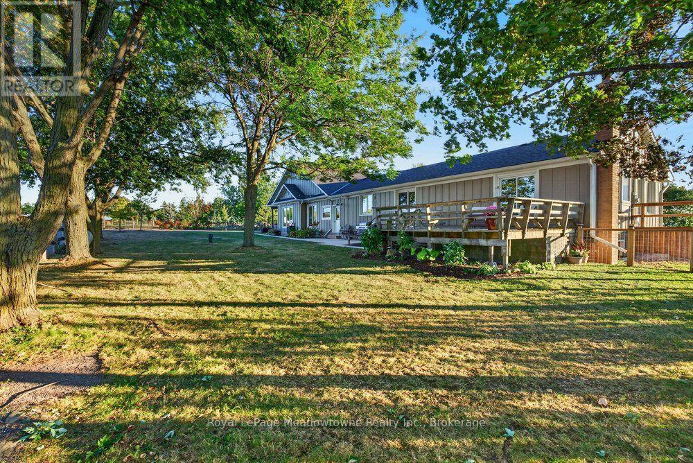 












4379 HENDERSON ROAD

,
Milton (TR Rural Trafalgar),




Ontario
L9E0K2


