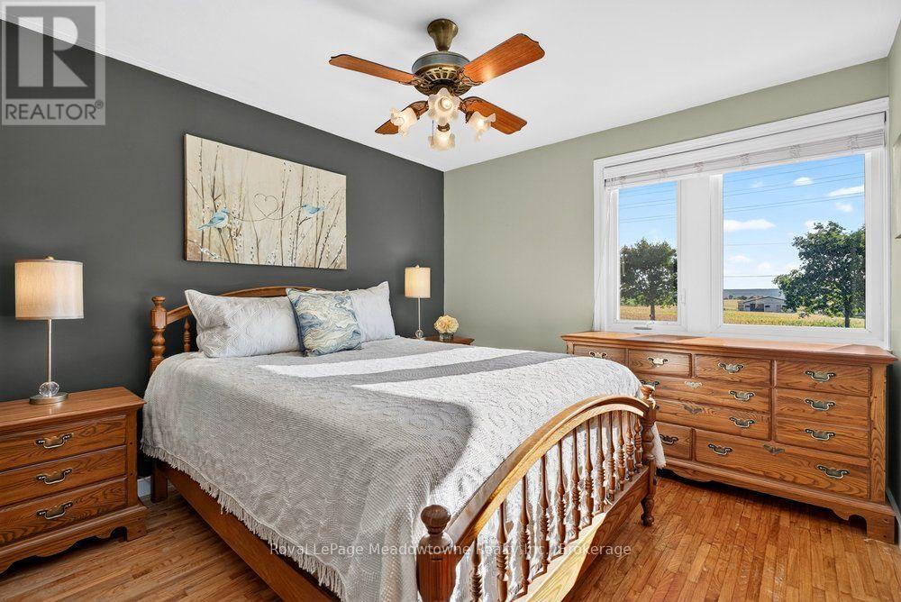 












4379 HENDERSON ROAD

,
Milton (TR Rural Trafalgar),




Ontario
L9E0K2

