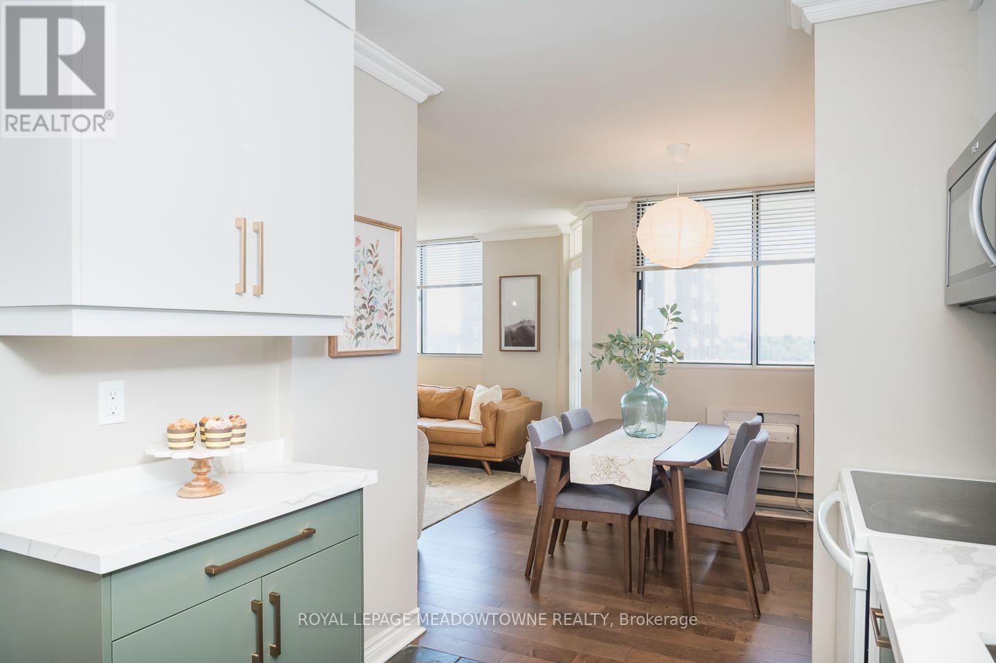 












704 - 81 MILLSIDE DRIVE

,
Milton,




Ontario
L9T3X4

