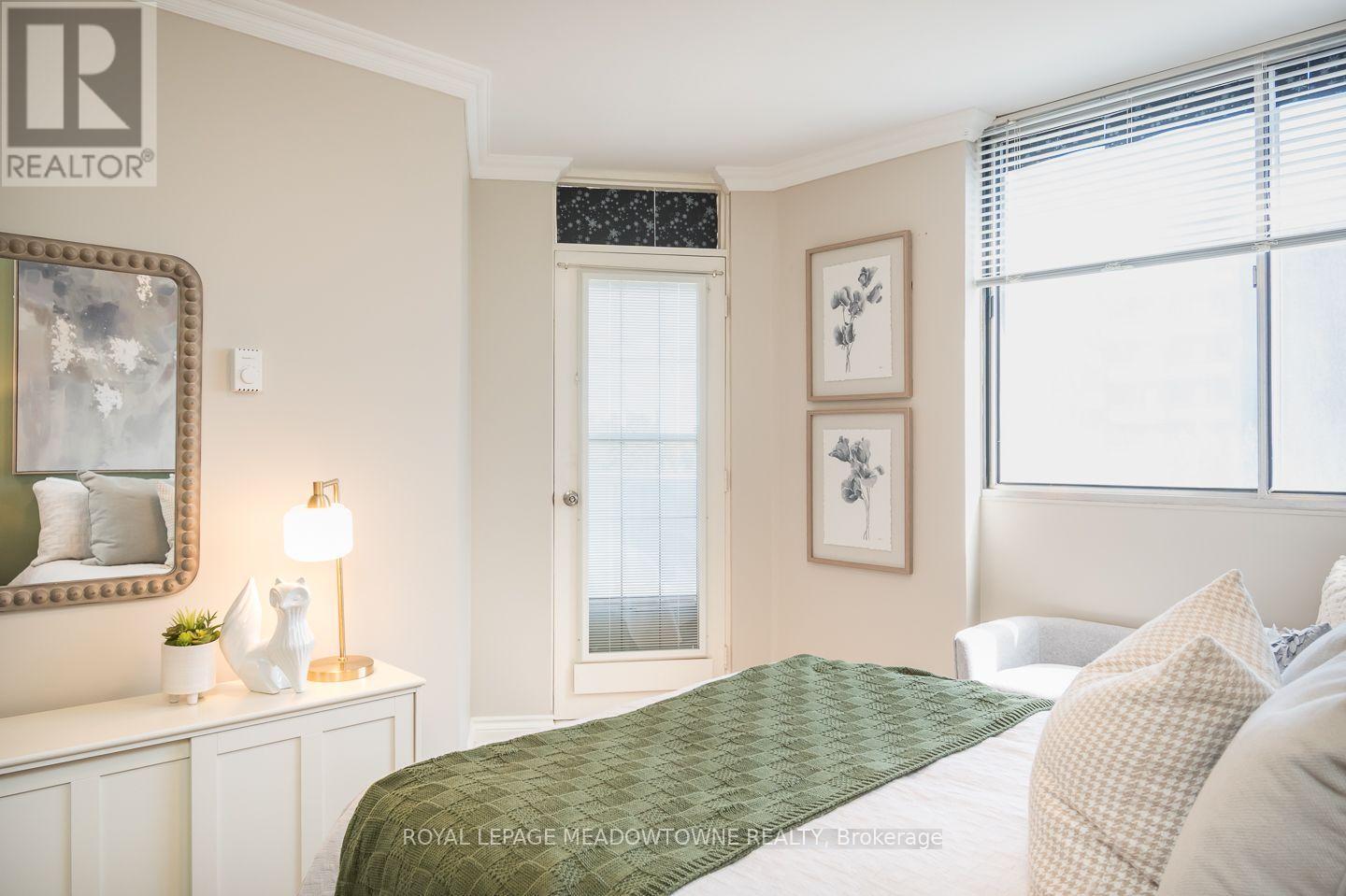 












704 - 81 MILLSIDE DRIVE

,
Milton,




Ontario
L9T3X4


