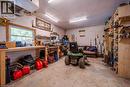 Workshop behind Garage