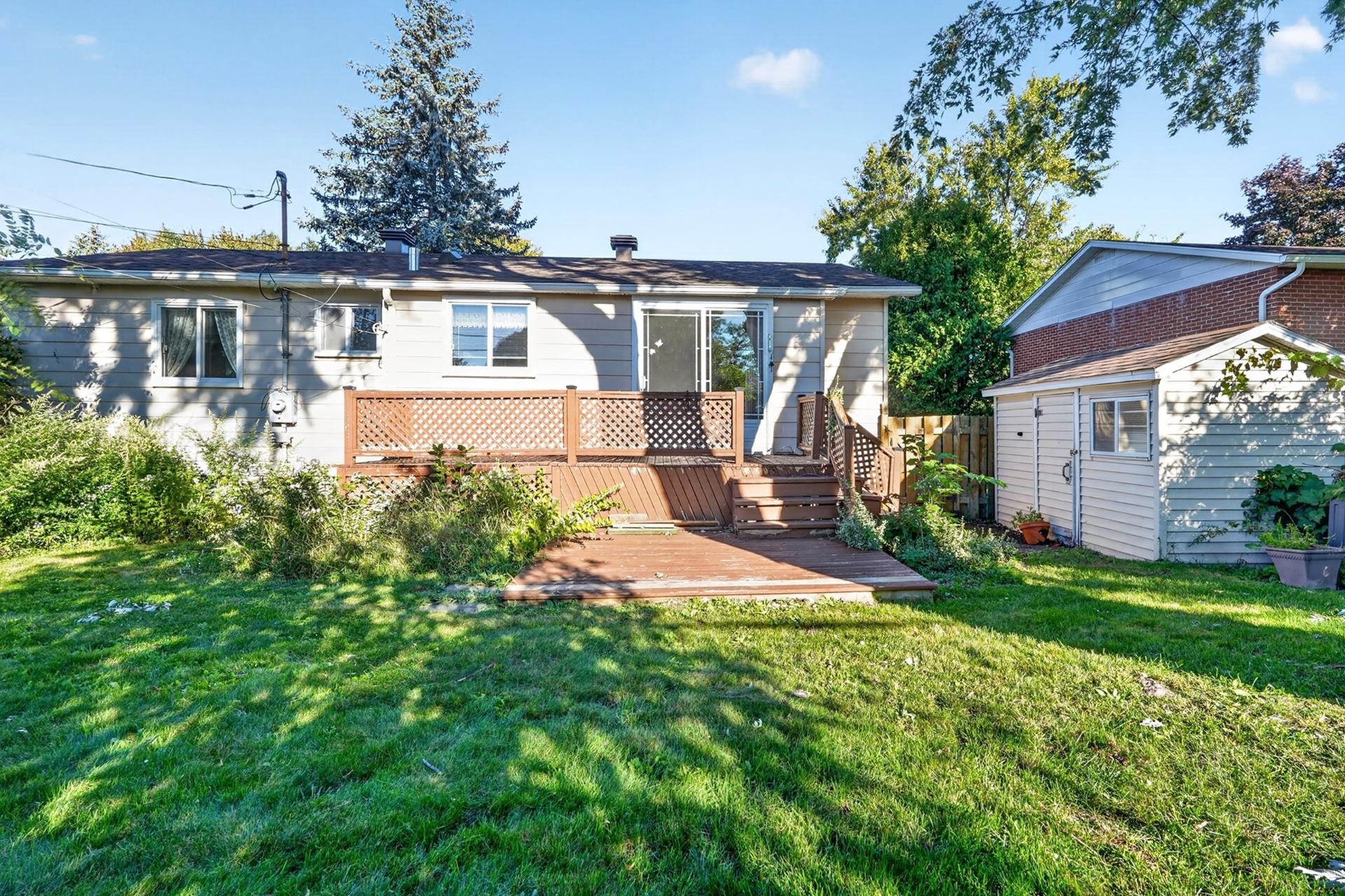 









559


Rue Gaspé

,
Longueuil (Greenfield Park),




QC
J4V1H6

