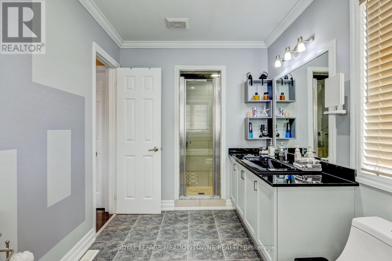 












116 DIXON DRIVE

,
Milton,




Ontario
L9T5P7

