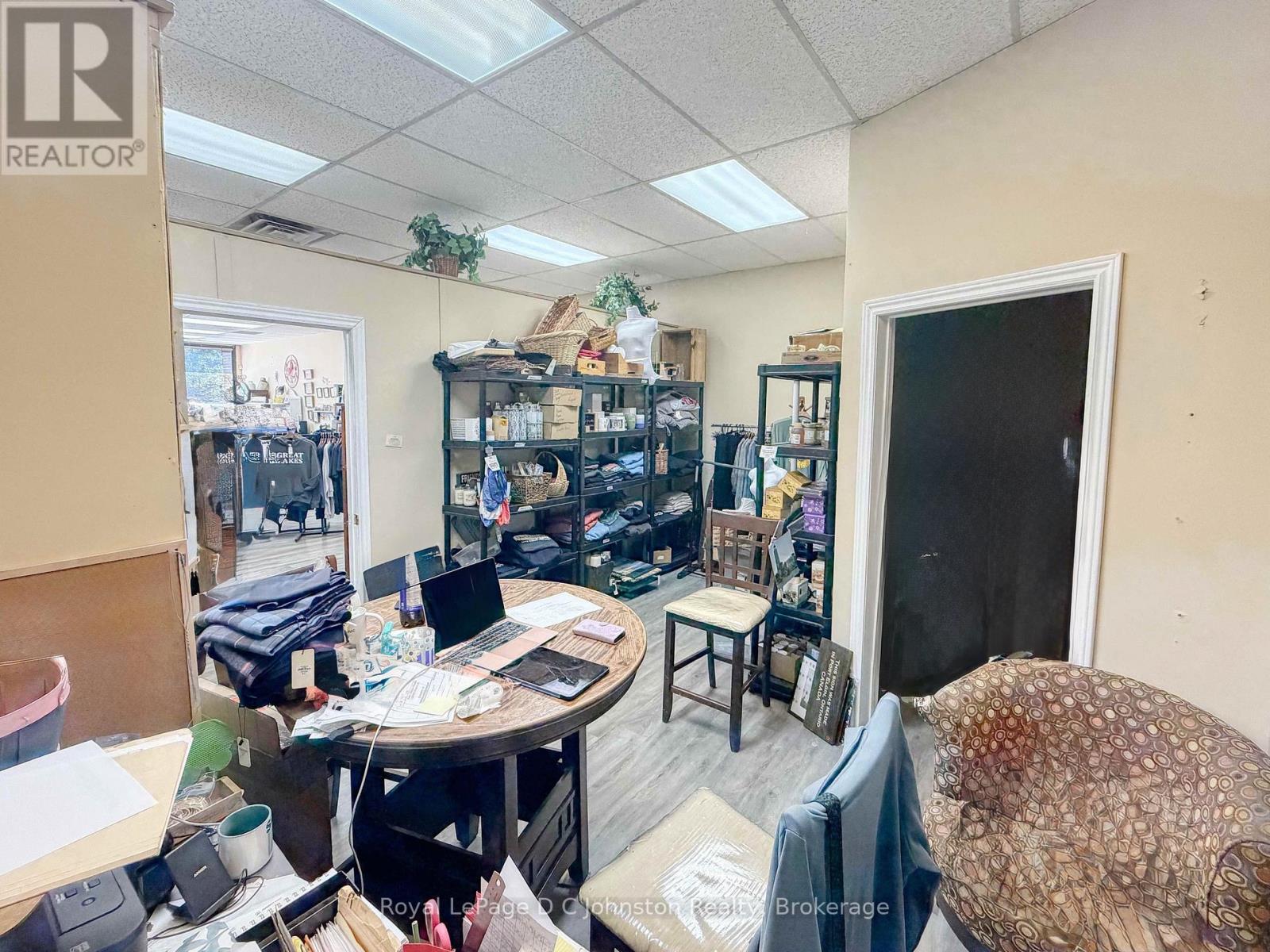 












554 GODERICH STREET

,
Saugeen Shores,




Ontario
N0H2C0

