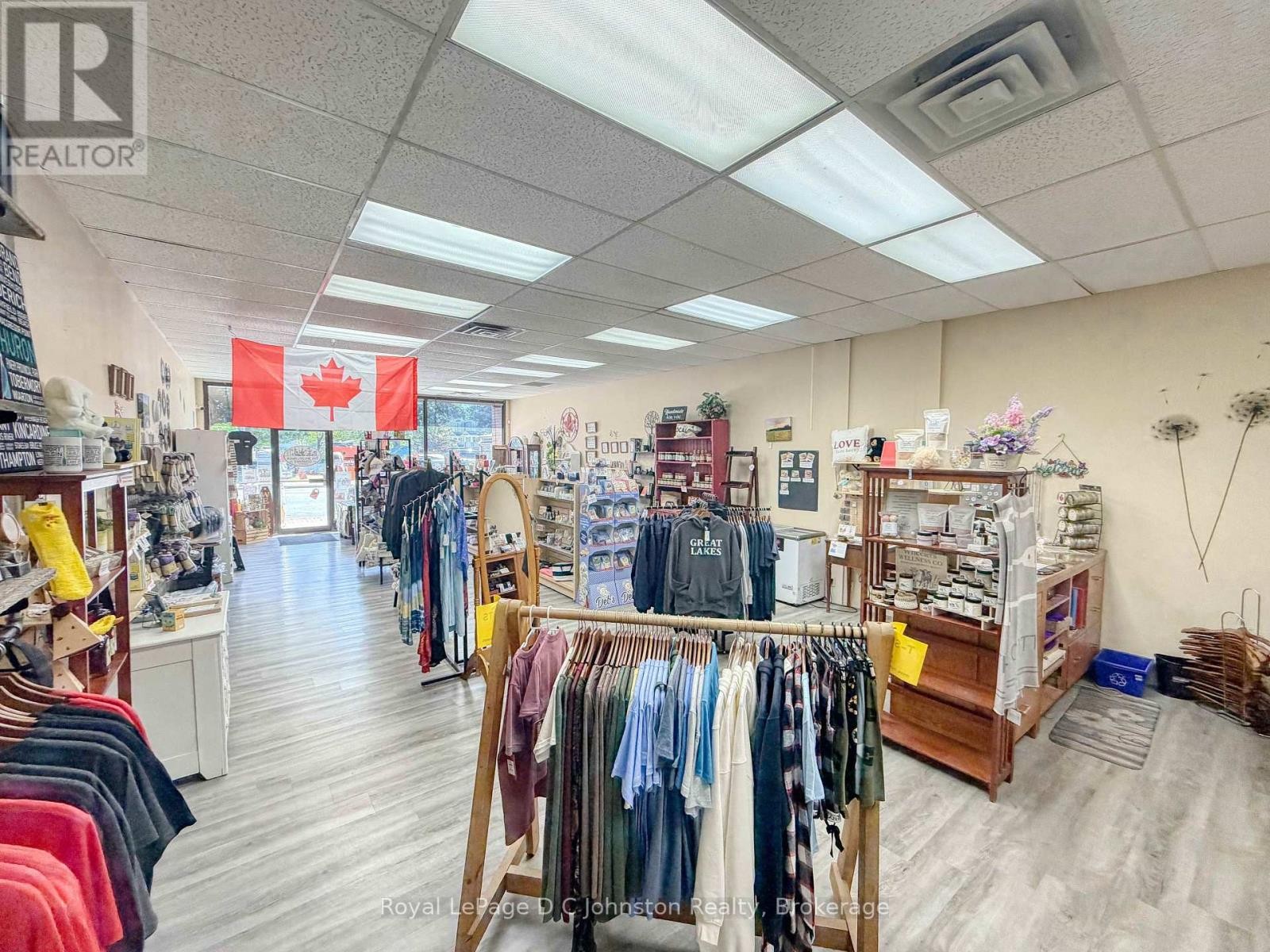 












554 GODERICH STREET

,
Saugeen Shores,




Ontario
N0H2C0


