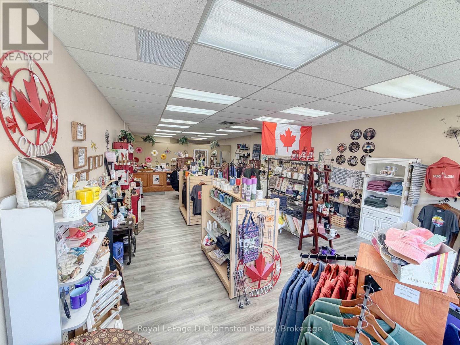 












554 GODERICH STREET

,
Saugeen Shores,




Ontario
N0H2C0

