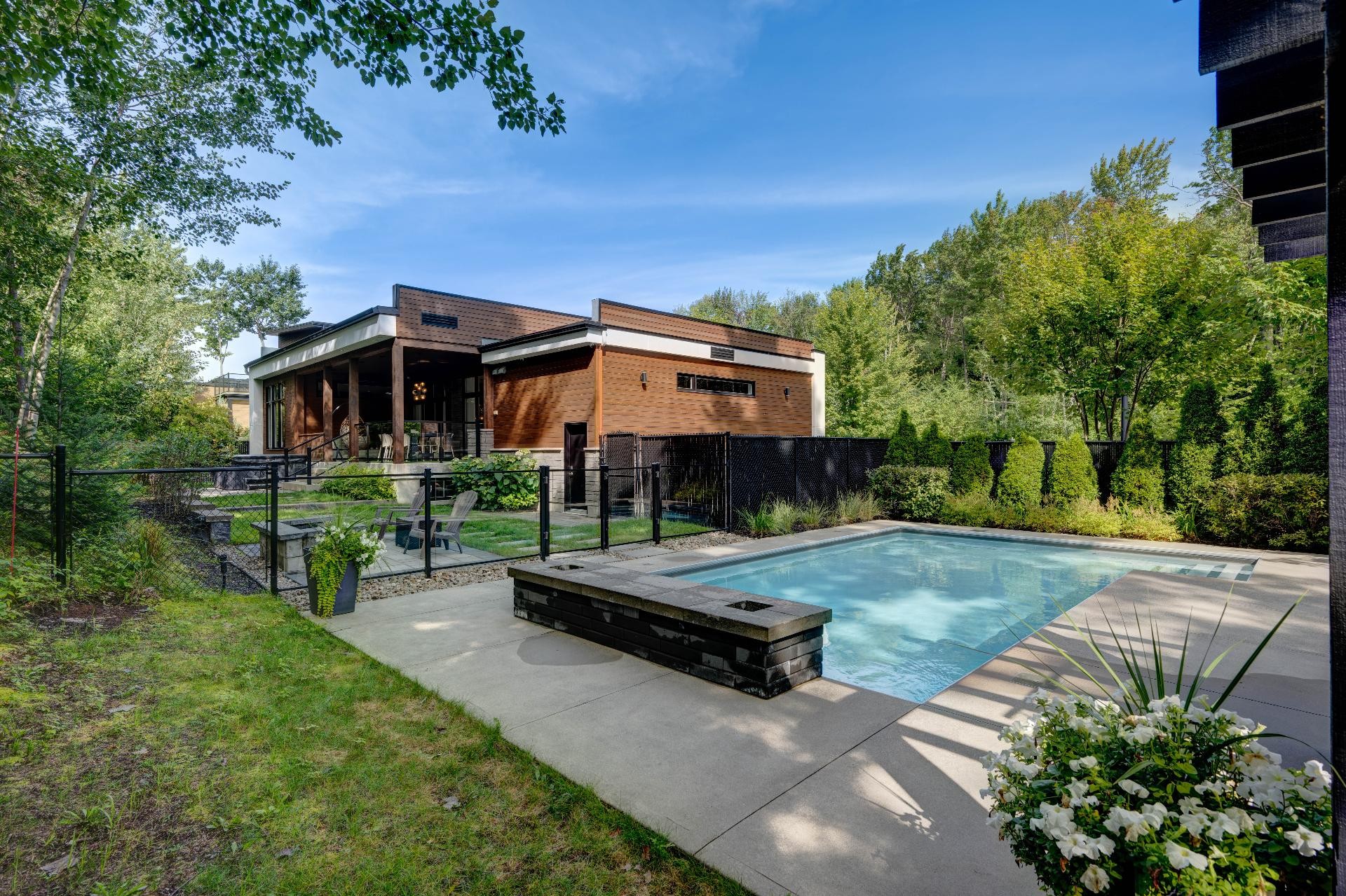 









7


Rue de Montagny

,
Blainville,




QC
J7C0L4

