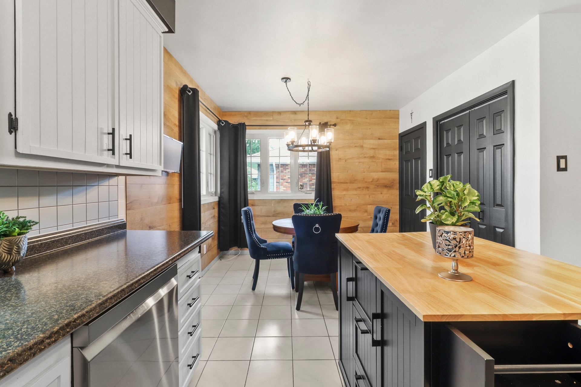 









64


Rue de Lorraine

,
Repentigny (Repentigny),




QC
J6A5B5

