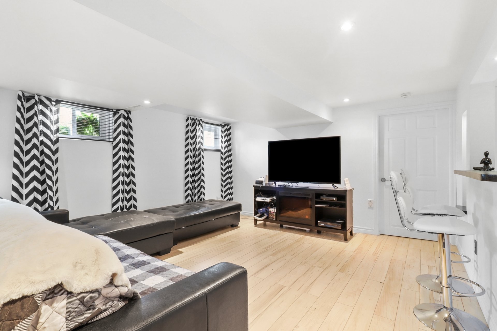 









64


Rue de Lorraine

,
Repentigny (Repentigny),




QC
J6A5B5

