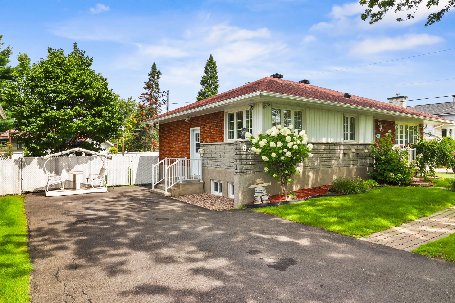 









64


Rue de Lorraine

,
Repentigny (Repentigny),




QC
J6A5B5

