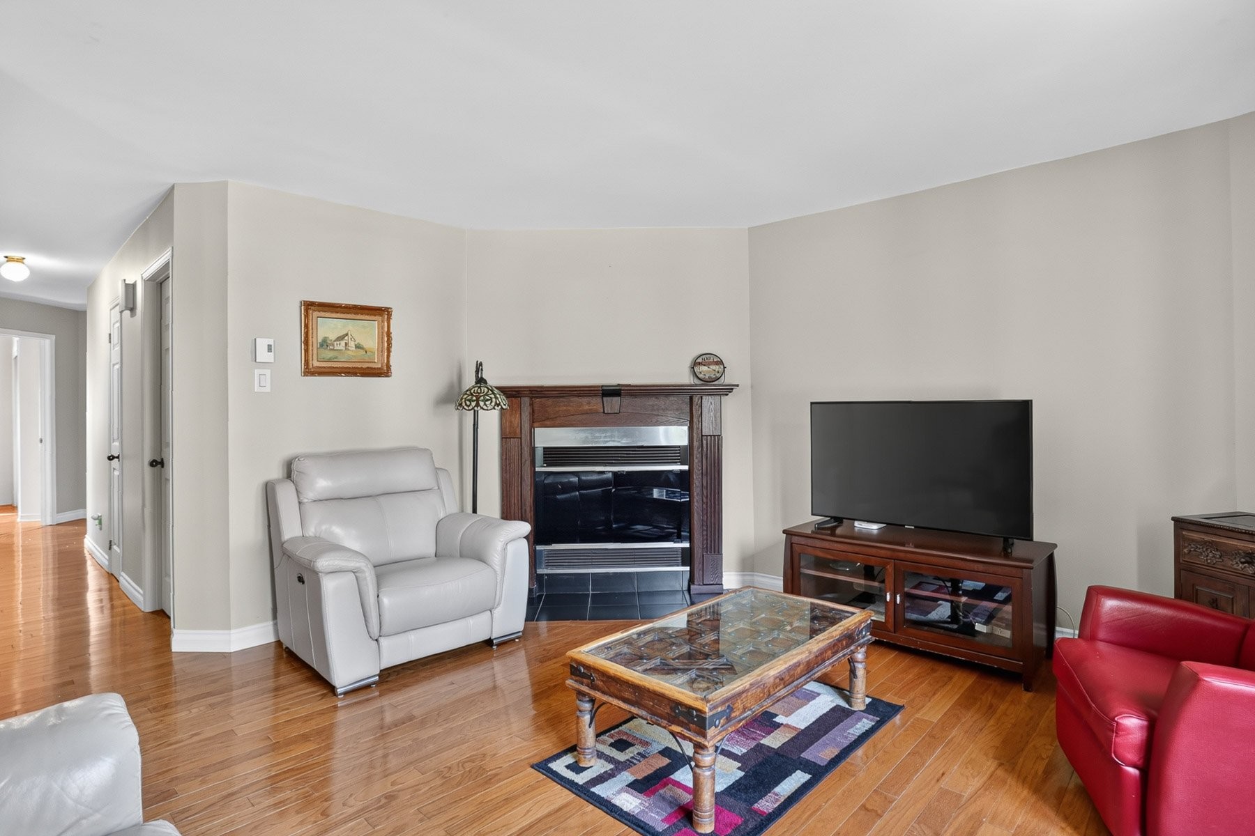 









5625


Rue Donais

,
Trois-Rivières,




QC
G8Y6Y4

