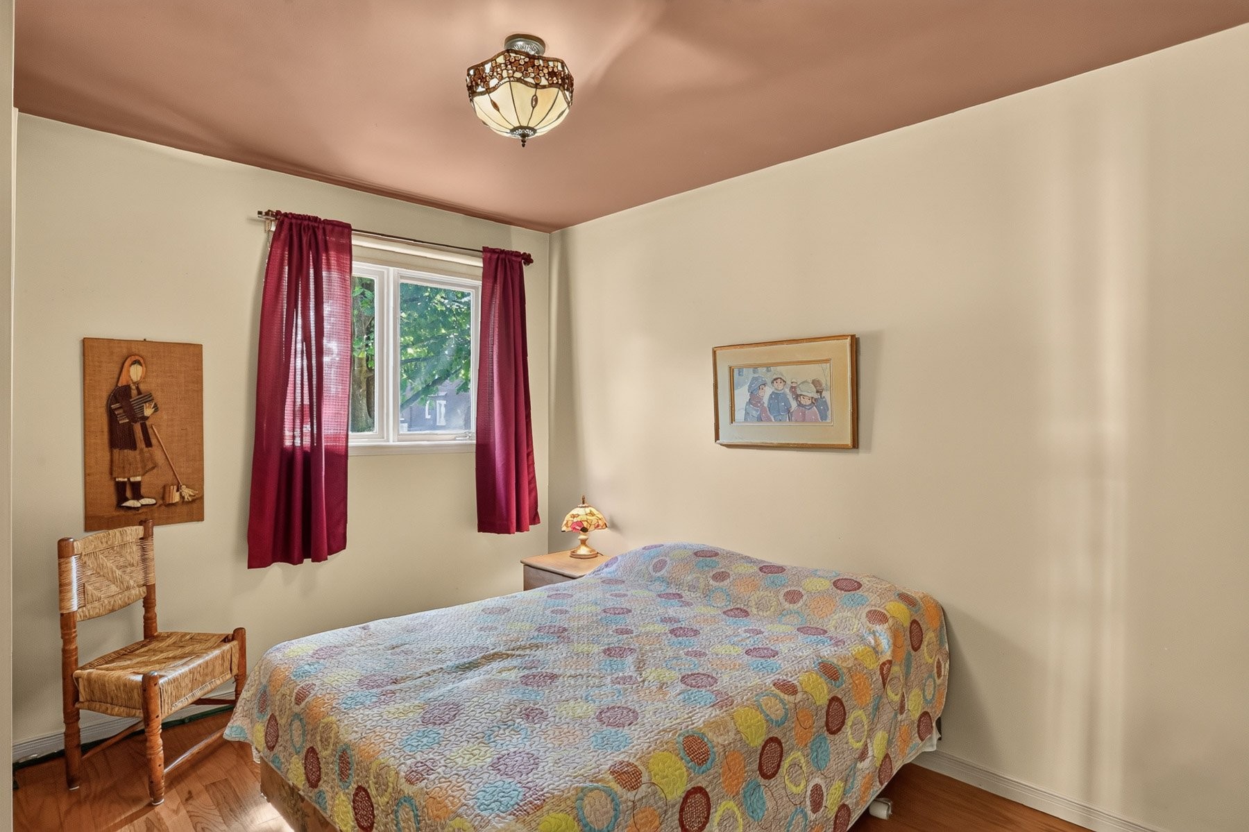









5625


Rue Donais

,
Trois-Rivières,




QC
G8Y6Y4

