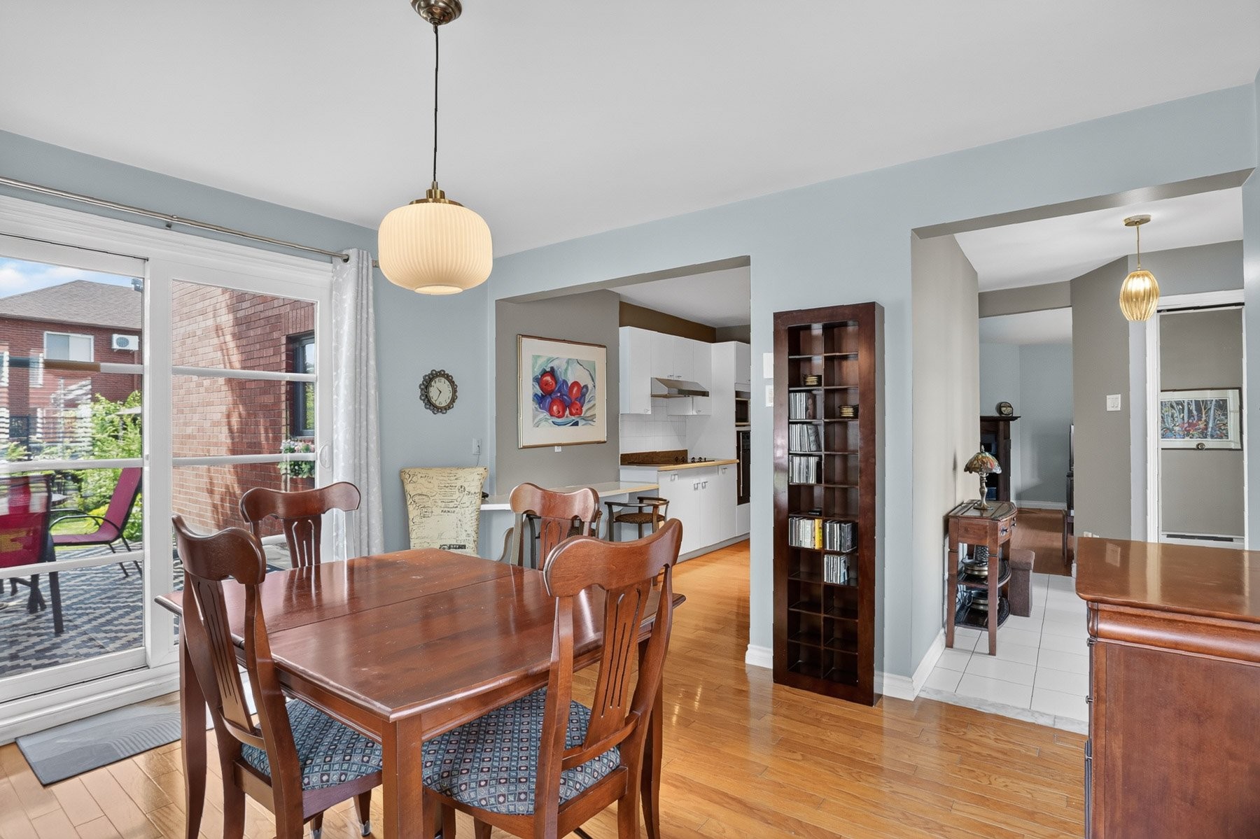 









5625


Rue Donais

,
Trois-Rivières,




QC
G8Y6Y4

