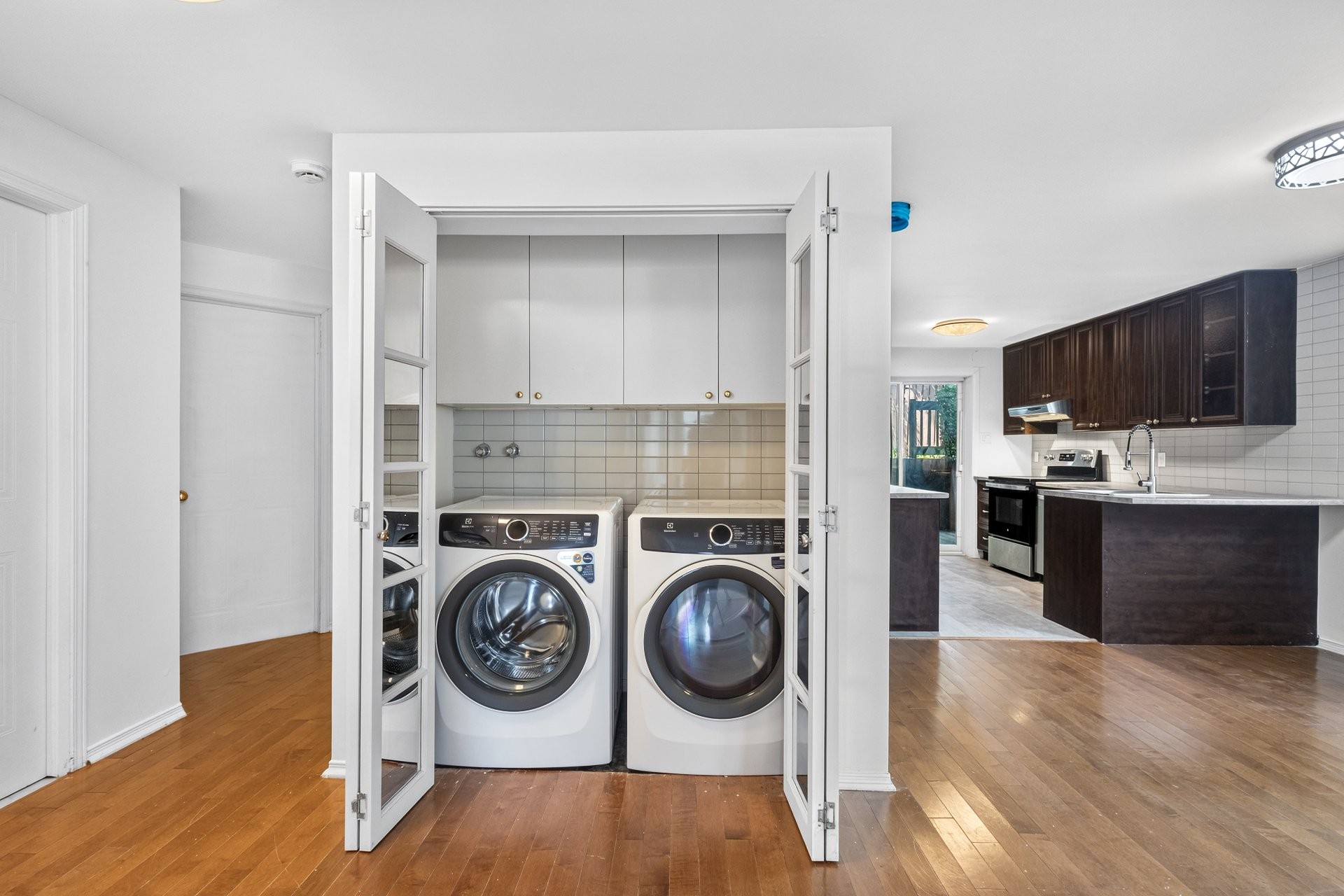 









5959


Av. Auteuil

,
Brossard,




QC
J4Z1N1

