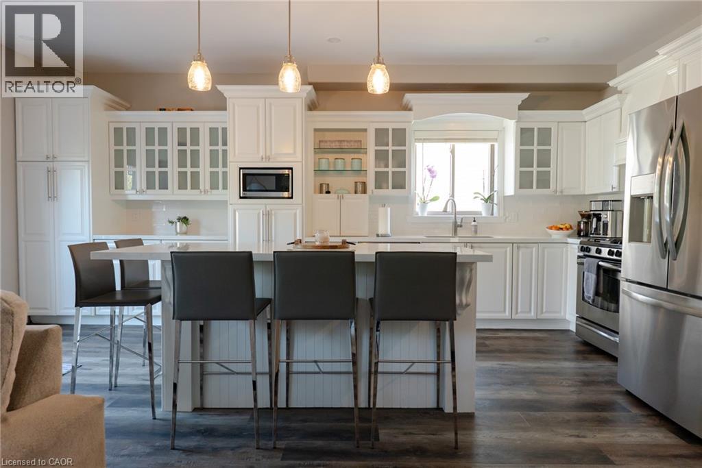 












4303 AREJAY Avenue

,
Beamsville,




Ontario
L3J0P8

