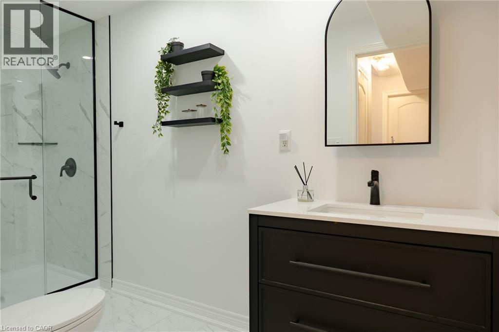 












4303 AREJAY Avenue

,
Beamsville,




Ontario
L3J0P8

