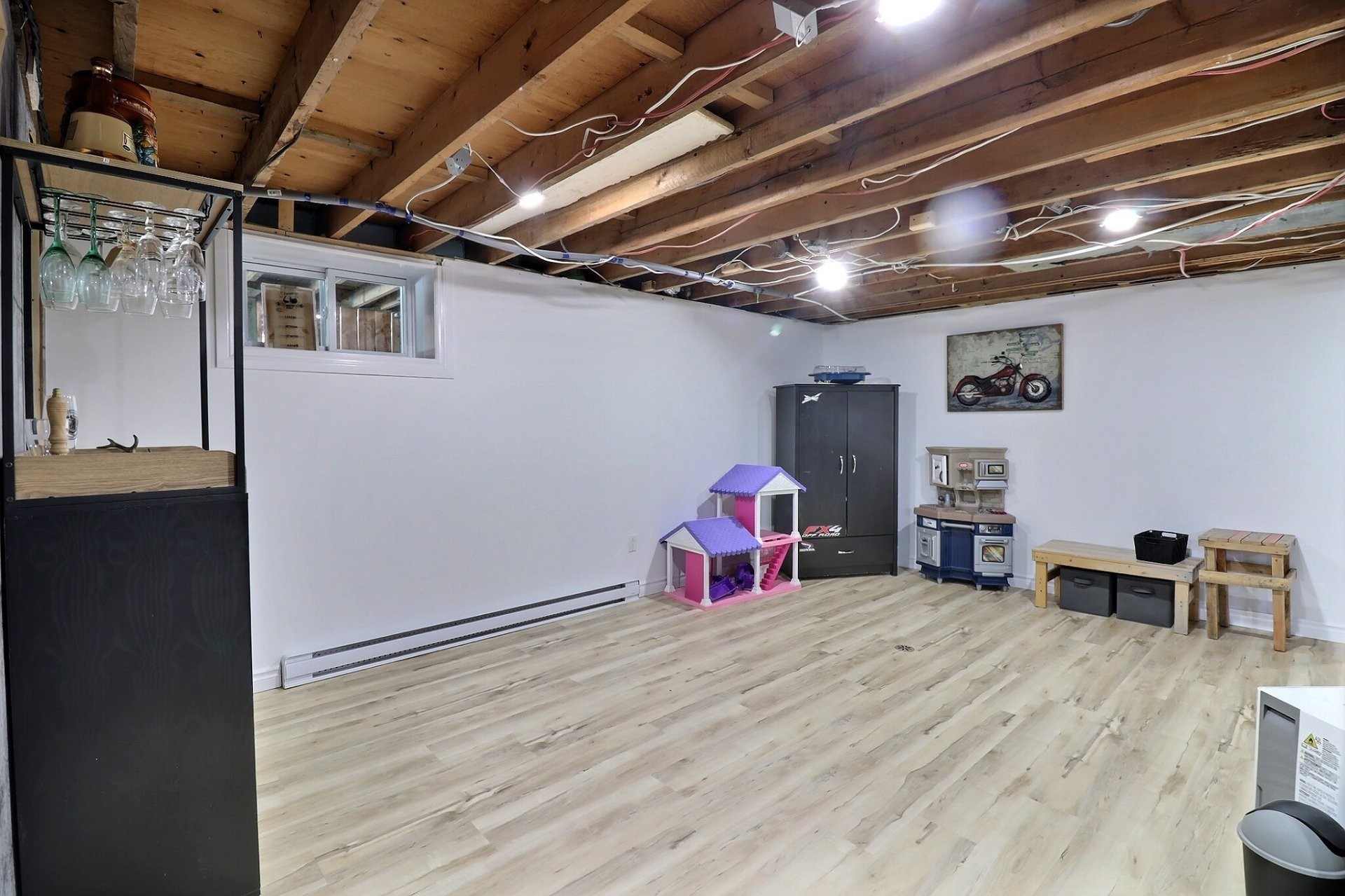 









5651


Av. des Franciscaines

,
Alma,




QC
G8E1C6

