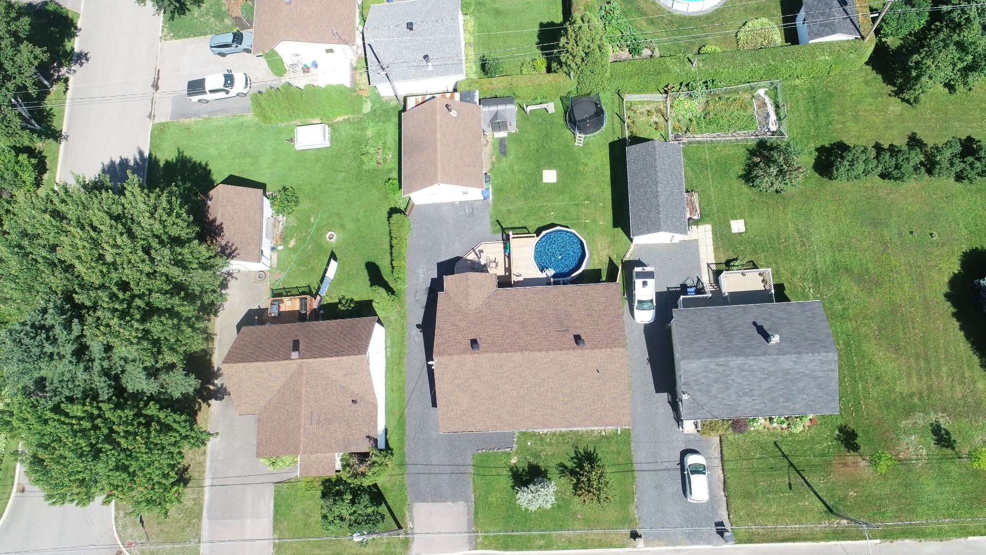









5651


Av. des Franciscaines

,
Alma,




QC
G8E1C6

