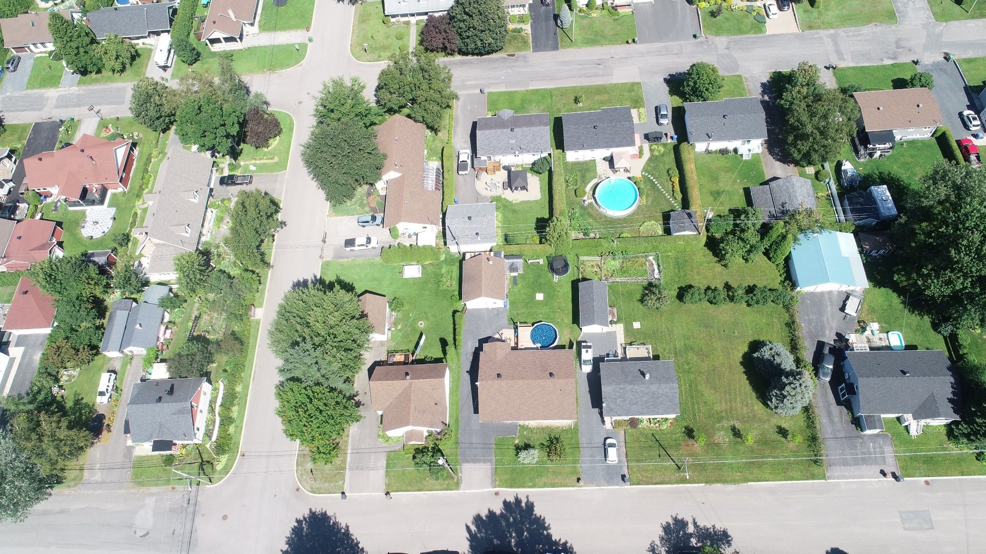 









5651


Av. des Franciscaines

,
Alma,




QC
G8E1C6

