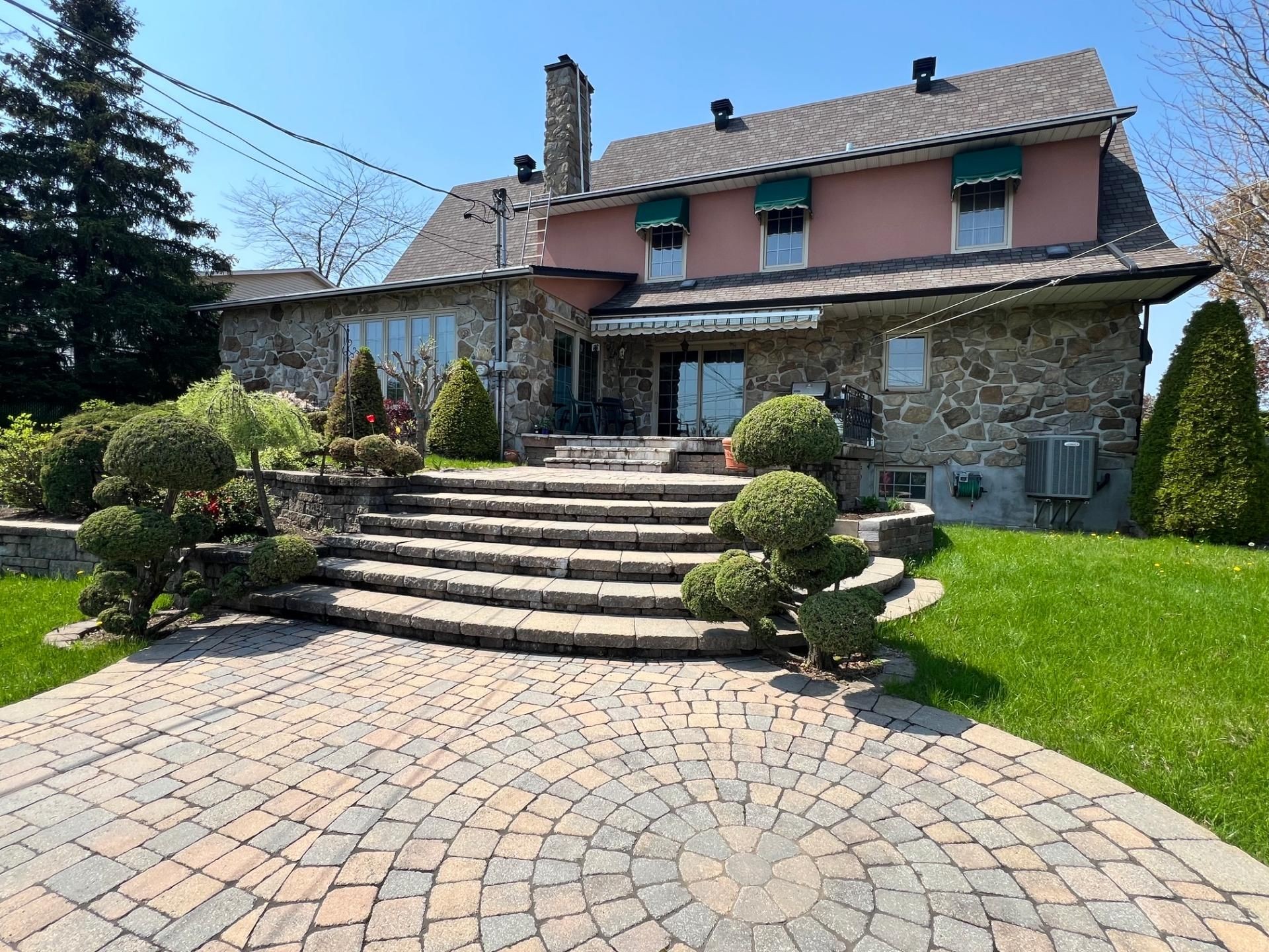 









315


Rue Boivin

,
Montréal (L'Île-Bizard/Sainte-Geneviève),




QC
H9C2B2

