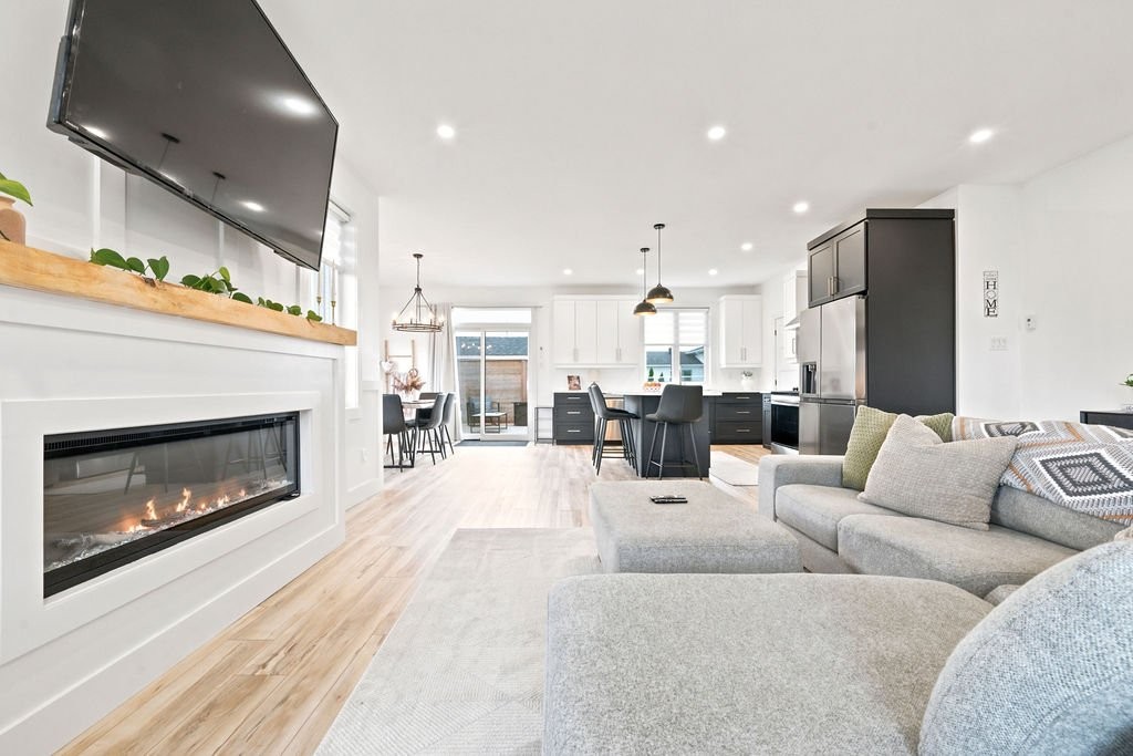 









24


Rue Armstrong

,
Shawville,




QC
J0X2Y0

