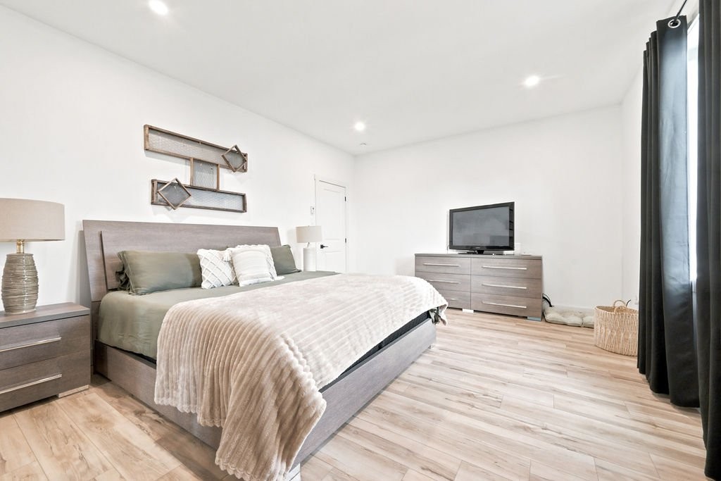 









24


Rue Armstrong

,
Shawville,




QC
J0X2Y0

